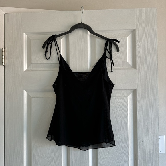 WILFRED black missy top, sold out everywhere circa 2019. Size m (fits s-m) - Picture 3 of 3